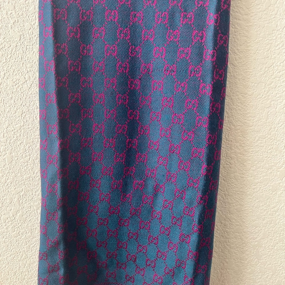 Gucci GG Reversible Scarf - Petroleum Blue/Pink - Picture 7 of 13